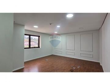 Comercial · 36m² · Sala Comercial para alugar em Centro de 36.00m²