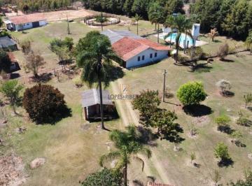 Terreno · 450m² · 4 Quartos · 10 Vagas · Chácara para venda em Área Rural De Pardinho de 450.00m² com 4 Quartos, 2 Suites e 10 Garagens