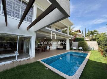 Casa de 4 quartos, Campinas · Casa para alugar em Swiss Park de 380.47m² com 4 Quartos, 3 Suites e 5 Garagens