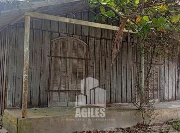 Casa · 365m² · 3 Quartos · 2 Vagas · Terreno de 365m² em Santa Terezinha