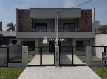 Casa · 3 Quartos · 2 Vagas · Sobrado a 200 metros do mar