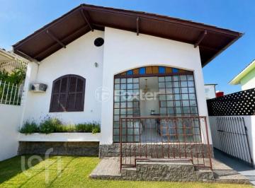 ce2f70cf · Casa, 3 dormitórios, 150 m², em Capoeiras