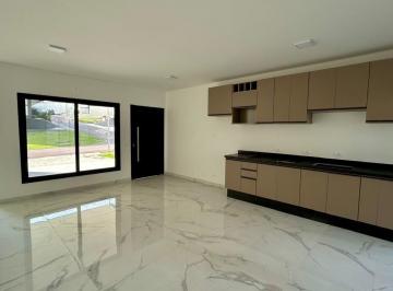 Casa · 183m² · 3 Quartos · 2 Vagas · SOBRADO COM 3 SUÍTES E AMPLO QUINTAL