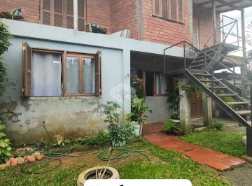Casa · 150m² · 7 Quartos · Casa com 7 dormitorios no Guajuviras Canoas