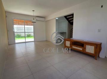fed4561a707e4efb8f0edfc1dc149d390da125fd · Casa no condomínio Serenna