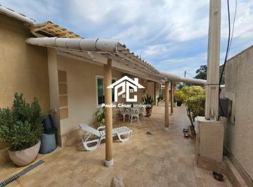 Foto 01 · Excelente casa com 02 quartos com móveis planejados e ar condicionados, sendo 01 suíte com hidromass