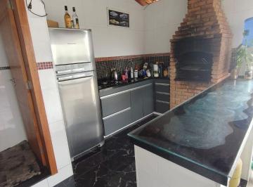 Apartamento de 2 quartos, São Paulo · Cobertura com churrasqueira, suíte e quintal.