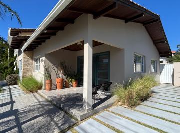 Casa de 3 quartos, Itajaí · Casa na Praia de Cabeçudas