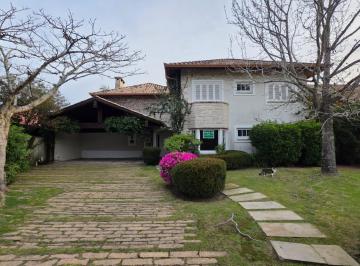 Casa · 491m² · 5 Quartos · 4 Vagas · Casa de luxo em condomínio no Belém Novo, Porto Alegre-RS
