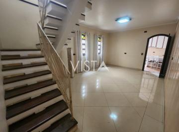 Casa · 200m² · 3 Quartos · 5 Vagas · Sobrado com 3 Quartos e 4 banheiros à Venda, 200 m² | Jd Textil