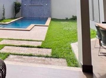 Casa de 3 quartos, Ribeirão Preto · Casa de 162 m² com 3 quartos à venda no Jardim Califórnia