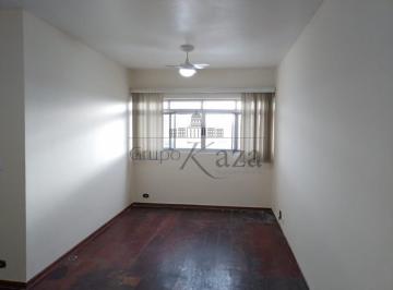 Apartamento · 89m² · 3 Quartos · 1 Vaga · Oportunidade - Apartamento - Centro - Condomínio do Edifício Mansão do Vale - 3 Dormitórios - 89m².