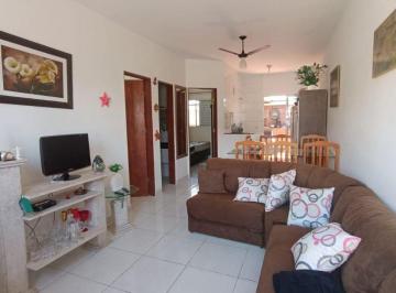 Casa de 2 quartos, Itanhaém · Casa com 2 quartos e área gourmet em Itanhaém.