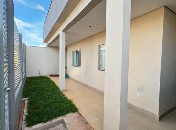 Casa de 3 quartos, Gama · Casa na Ponte Alta Norte | Rua Rodobelo | Condomínio Fechado com Armários Planejados e Churrasqueira