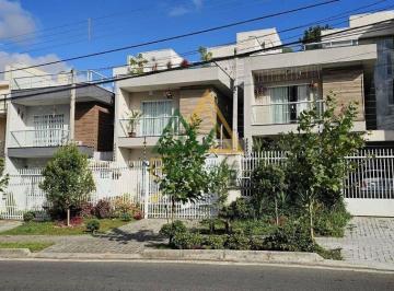 Casa · 3 Quartos · 2 Vagas · Sobrado à venda no bairro Santa Cândida em Curitiba/PR