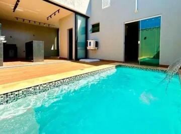 Casa de 3 quartos, Santos · Casa de 170 m² com 3 quartos à venda em Aparecida