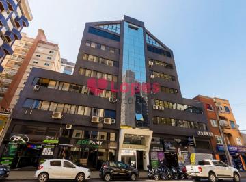 Apartamento de 1 quarto, Curitiba · Kitnet porteira fechada, andar alto e face norte, muito bem localizado, no Centro.