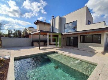Casa · 460m² · 4 Quartos · Casa à venda - em Medeiros