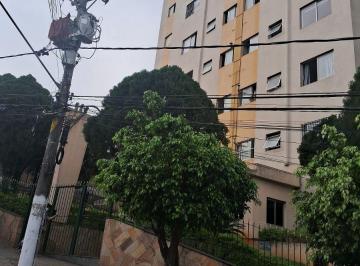 Apartamento de 2 quartos, São Paulo · Apto. com 2 dormitórios com armários/ 1 vaga próximo ao metrô.