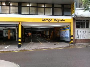 Comercial · 12m² · 1 Vaga · Box para Venda - 12.65m², 0 dormitórios, 1 vaga - Centro Histórico