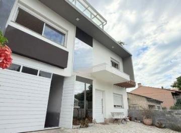 Casa · 200m² · 4 Quartos · 4 Vagas · Sobrado no bairro Vila Ipiranga de 4 dormitórios e 4 vagas