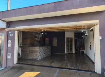 Casa · 10278m² · 2 Quartos · 2 Vagas · Casa à venda em Jardim Medeiros, São Carlos | 2 dorms, 1 suíte