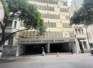 Comercial · 12m² · Vaga de Garagem em Centro Histórico