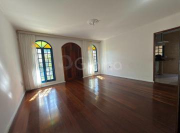 3 · Casa Residencial de 190 m² com 3 quartos sendo 1 suíte no Jardim Atlântico