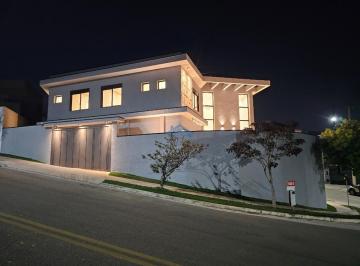 imagem · Casa à venda em Santana de Parnaíba, Villas do Jaguari, com 4 suítes, com 207 m²