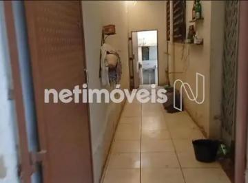 Área externa · Casa de 3 quartos à venda no Colégio Batista!