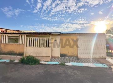 Casa · 216m² · 4 Quartos · 3 Vagas · Casa QR 425, Samambaia Norte, 216m², 4 quartos em duas moradias independentes e 3 vagas