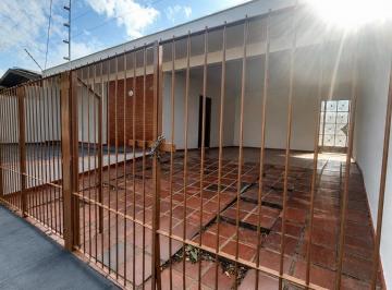 Casa · 130m² · 3 Quartos · 3 Vagas · Casa para alugar em Londrina, San Remo, com 3 quartos, com 130 m²