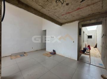 Casa · 93m² · 3 Quartos · 3 Vagas · Casa à Venda com 03 Quartos no Bairro Fábio Notini em Divinópolis MG.