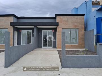 Casa · 95m² · 3 Quartos · 2 Vagas · LINDA CASA EM CAPÃO DA CANOA