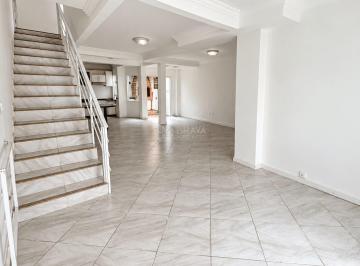 Casa · 170m² · 3 Quartos · 2 Vagas · CASA PARA LOCAÇÃO - NAÇÕES, BALNEÁRIO CAMBORIÚ