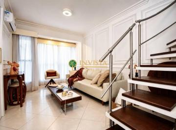 c16785f7f4f218cc6230a77de3fd63744d656ff7 · Cobertura Duplex com piscina e 2 quartos no Centro de Florianópolis.