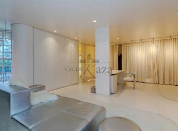 Comercial · 430m² · 5 Quartos · 4 Vagas · Casa Comercial - Pinheiros - 5 Salas - 430m².