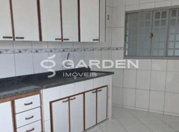 9349_i2GmA3E8qgAfPu262k1_93496a579f0ccbc1a.jpg · Casa Espaçosa com Escritório e Suíte