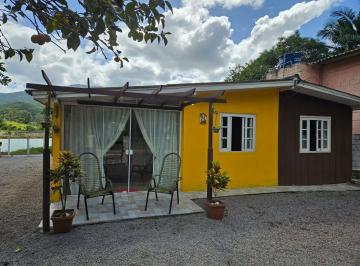 Casa · 80m² · 2 Quartos · 4 Vagas · Casa de Campo - Albardão em Palhoça/SC (VENDA)