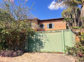 Casa Venda 500m² de 4 quartos · Casa para reforma em condomínio fechado e seguro