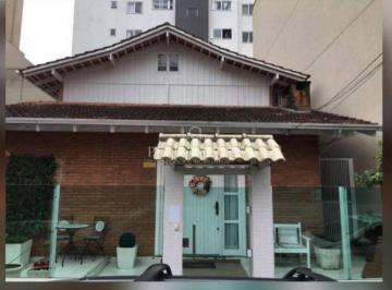 Casa · 250m² · CASA EXELENTE PARA INVESTIR NO CENTRO DE BALNEÁRIO CAMBORIÚ
