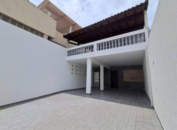 Casa · 161m² · 2 Quartos · 4 Vagas · Casa em Parque Maria Helena com 161 m²!