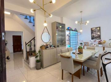 ie3o3n_6306a531485289a6_WY1YTgwNjg2OWU0_o.jpg · Casa com 5 quartos à venda em Belo Horizonte, no bairro Alto Barroca