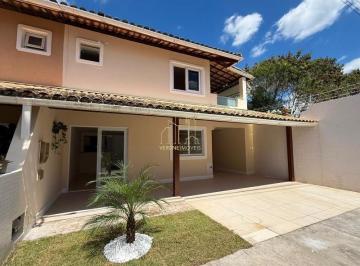 Foto 01 · Casa duplex em condomínio à venda no bairro Piatã com 3 quartos 1 suíte 3 salas 2 banheiros 2 vagas 