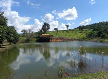 fazenda-sitios-chacaras-com-4-quartos-em-passa-tempo-mg-no-bairro-01-imovel445575-img6a85bc032f55e.jpg · Fazenda / Sítios / Chácaras com 4 quartos à venda em Passa Tempo, no bairro 01
