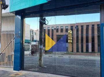 Comercial · 465m² · Sala Comercial para alugar em Centro de 465.00m²