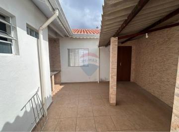Casa · 114m² · 3 Quartos · 1 Vaga · Casa para alugar em Vila Gato de 114.27m² com 3 Quartos, 1 Suite e 1 Garagem
