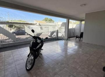 Casa · 173m² · 3 Quartos · 2 Vagas · Casa para venda em Ipanema de 173.00m² com 3 Quartos, 1 Suite e 2 Garagens