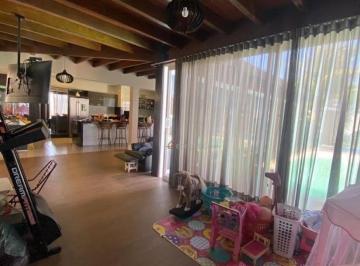 Imagem 1 · Casa para venda em Parque Universitário, Sorriso