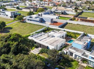 Casa · 446m² · 4 Quartos · 4 Vagas · Casa de Condomínio para venda em Ipanema Das Pedras de 446.00m² com 4 Quartos, 4 Suites e 4 Garagens